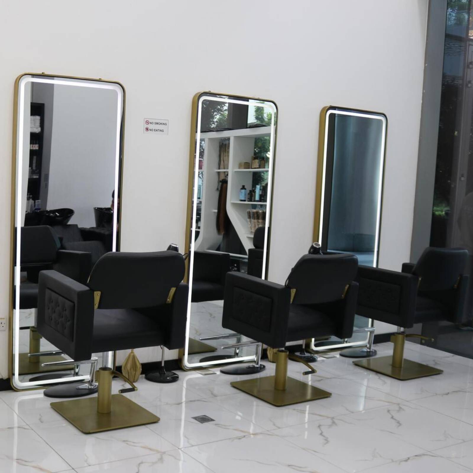 On The Go Beauty Center